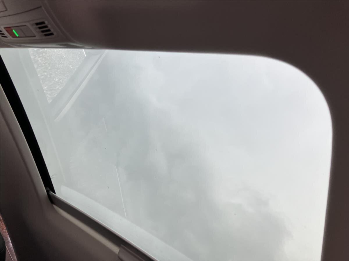 Volkswagen Passat Sedan / Limuzína 2,0 l 110 kw