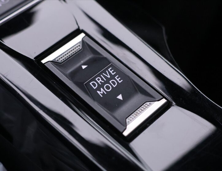 Peugeot 2008 SUV / Terénní 1,2 l 96 kw