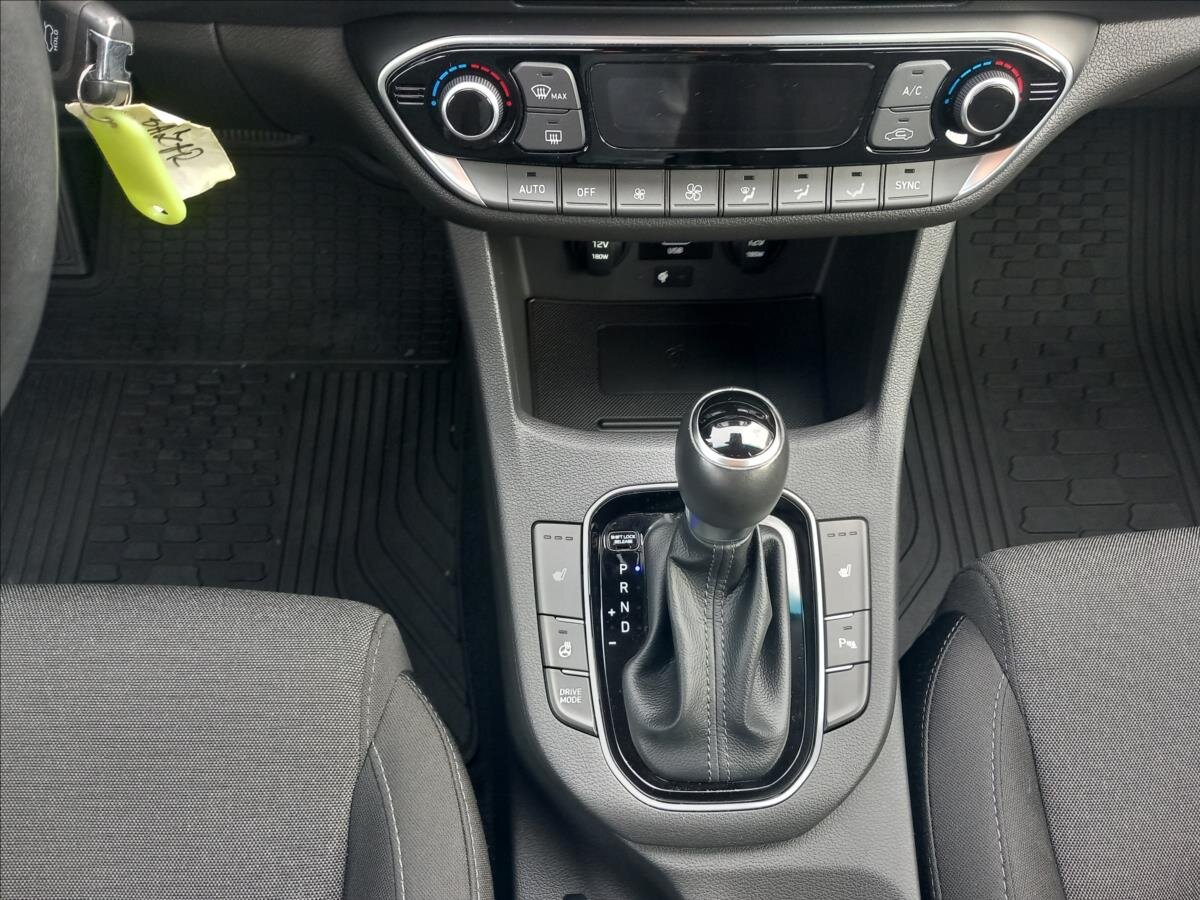 Hyundai i30 Liftback 998,0 88 kw