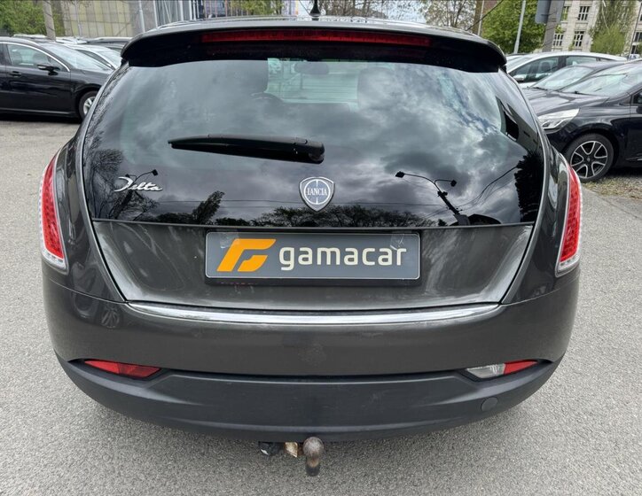Lancia Delta Hatchback 2,0 l 121 kw