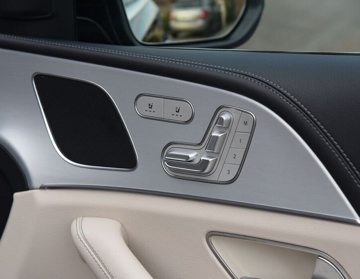 Mercedes-Benz GLE 19