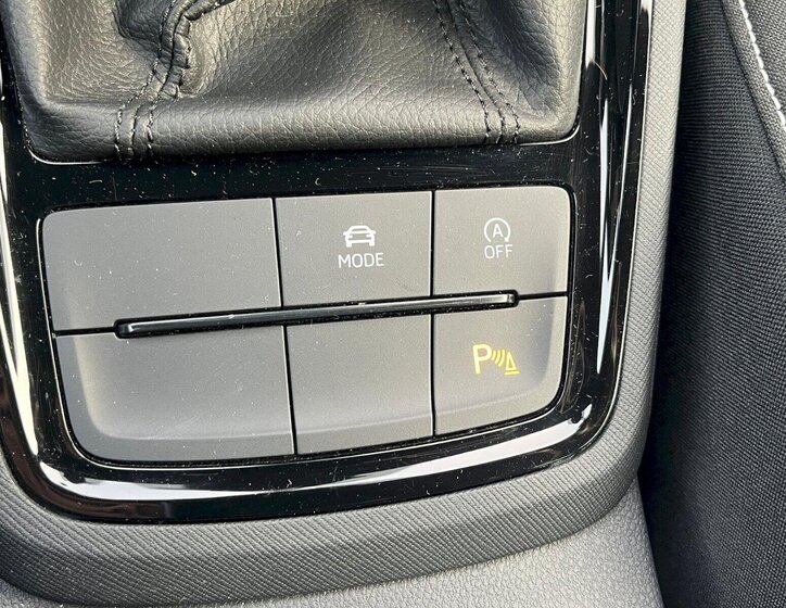 Škoda Scala Hatchback 1,0 l 85 kw