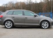Audi A3 4
