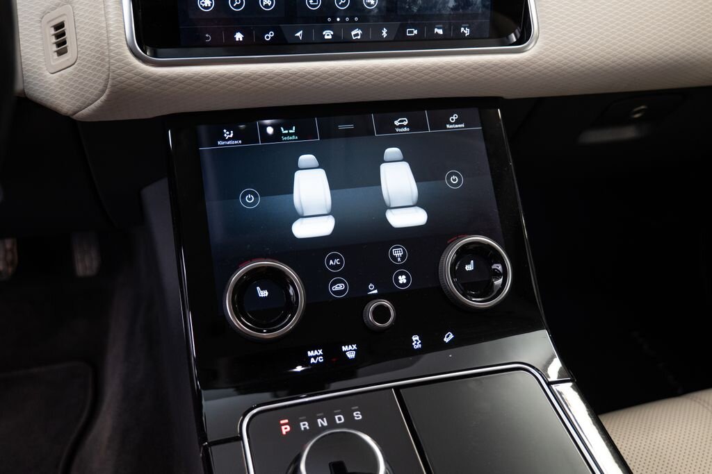 Land Rover Range Rover Velar SUV 3,0 l 221 kw