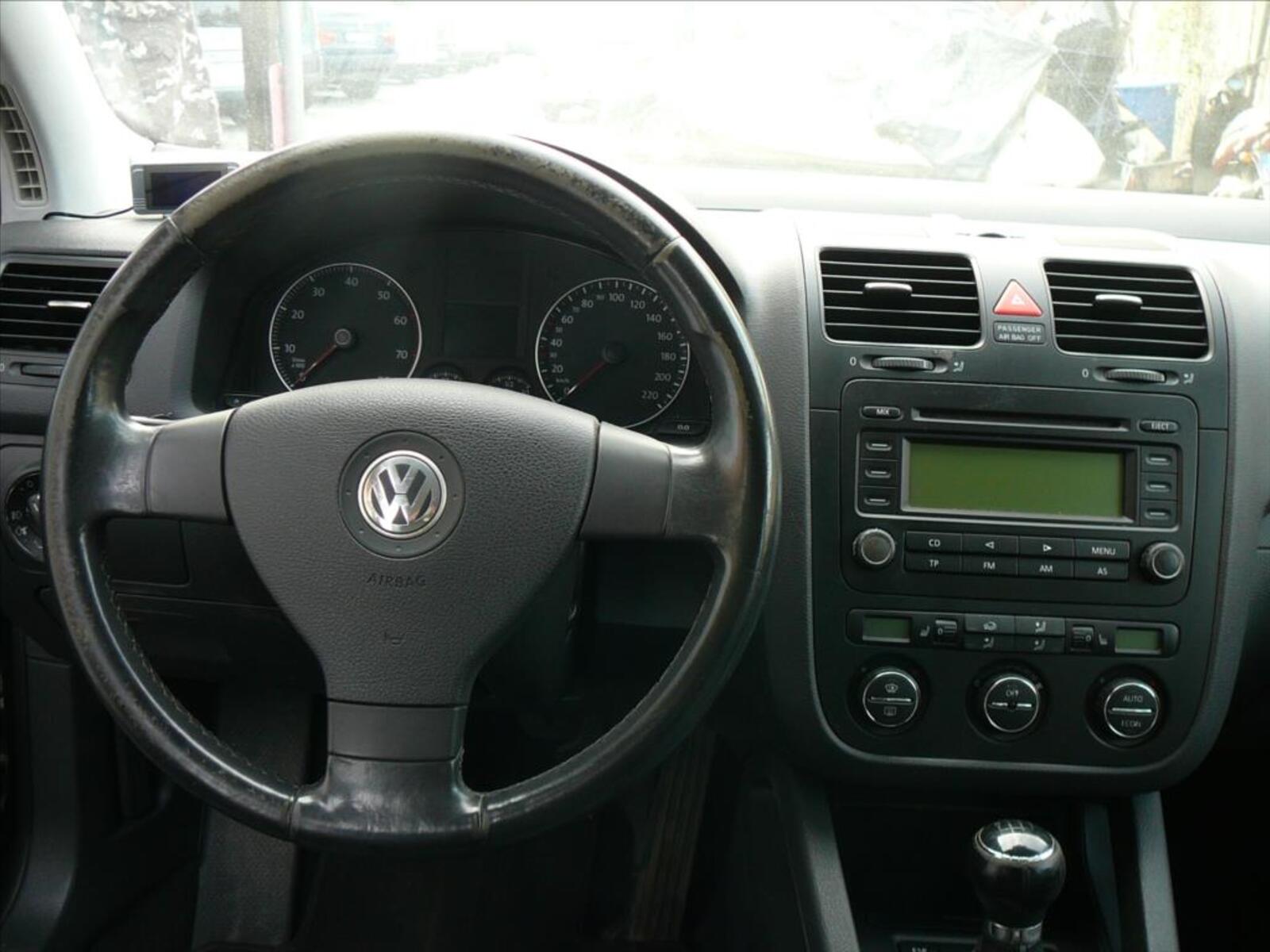 Volkswagen Golf 9