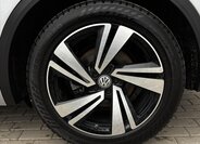 Volkswagen Touareg SUV / Terénní 3,0 l 210 kw