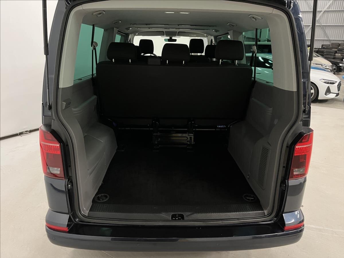 Volkswagen Caravelle Kombi 2,0 l 110 kw