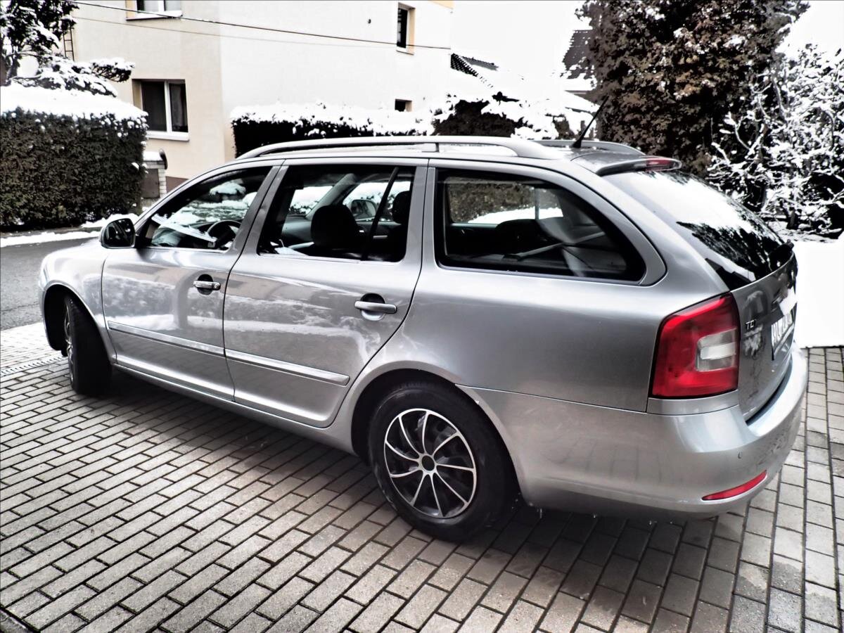 Škoda Octavia Kombi 1,6 l 77 kw