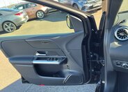 Mercedes-Benz Třídy B MPV 2,0 l 110 kw