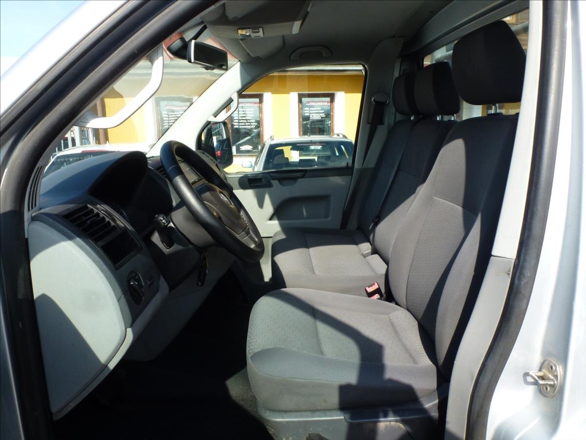 Volkswagen Transporter Valník 2,0 l 103 kw