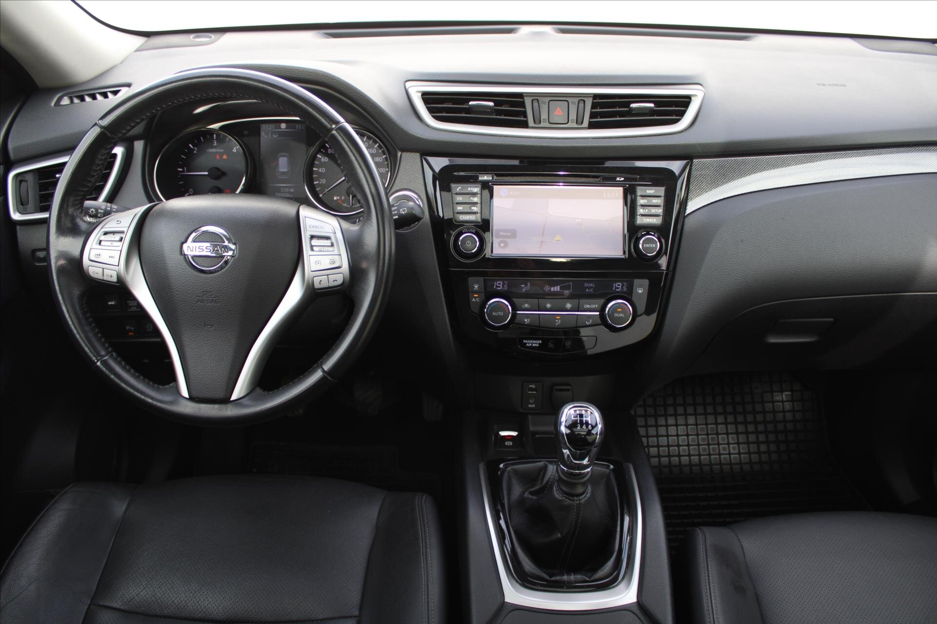 Nissan X-Trail SUV / Terénní 1,6 l 96 kw