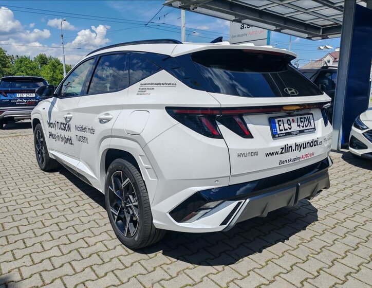 Hyundai Tucson SUV 1,6 l 185 kw