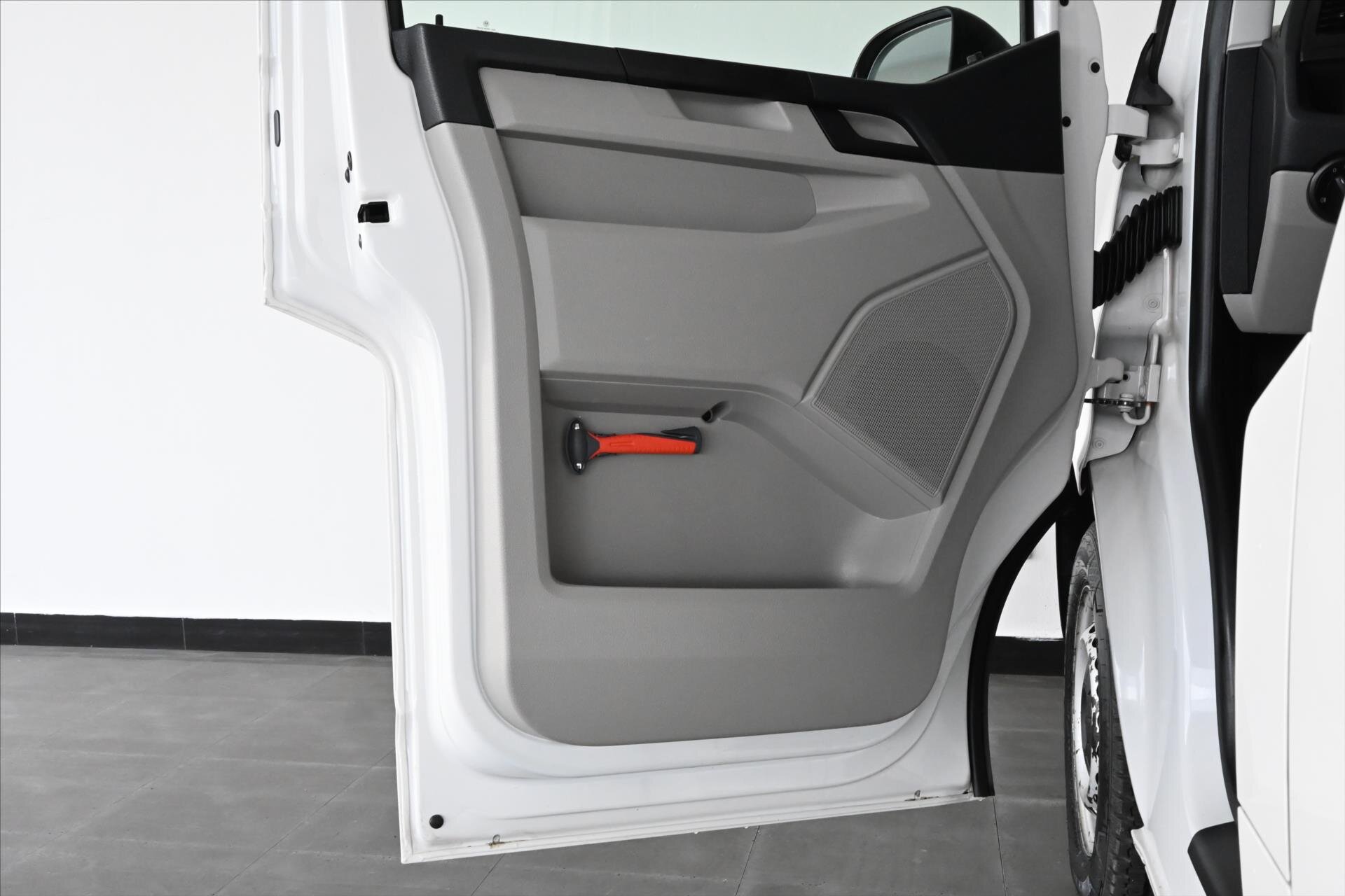 Volkswagen Transporter Skříň 2,0 l 84 kw