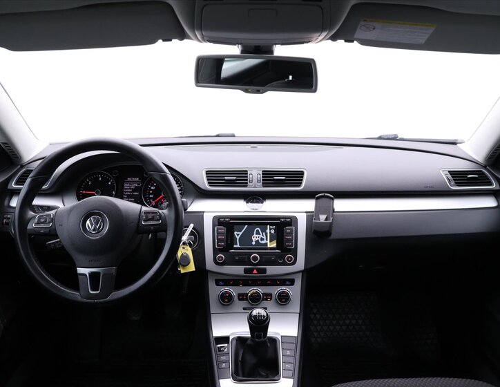 Volkswagen Passat Kombi 2,0 l 103 kw