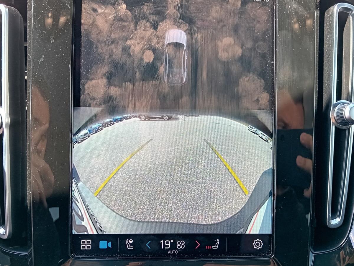 Volvo C40 Hatchback 0,0 300 kw