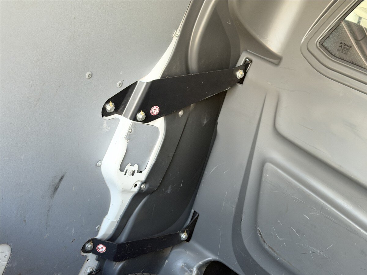 Opel Vivaro Ostatní 1,6 l 85 kw