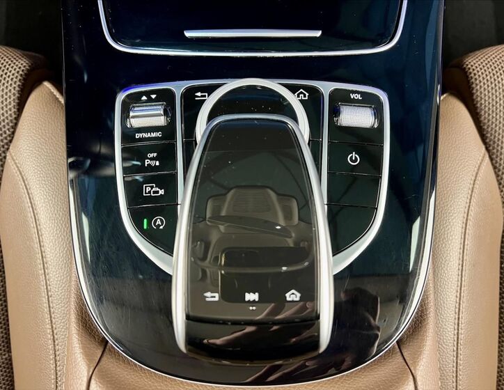 Mercedes-Benz Třídy E 23