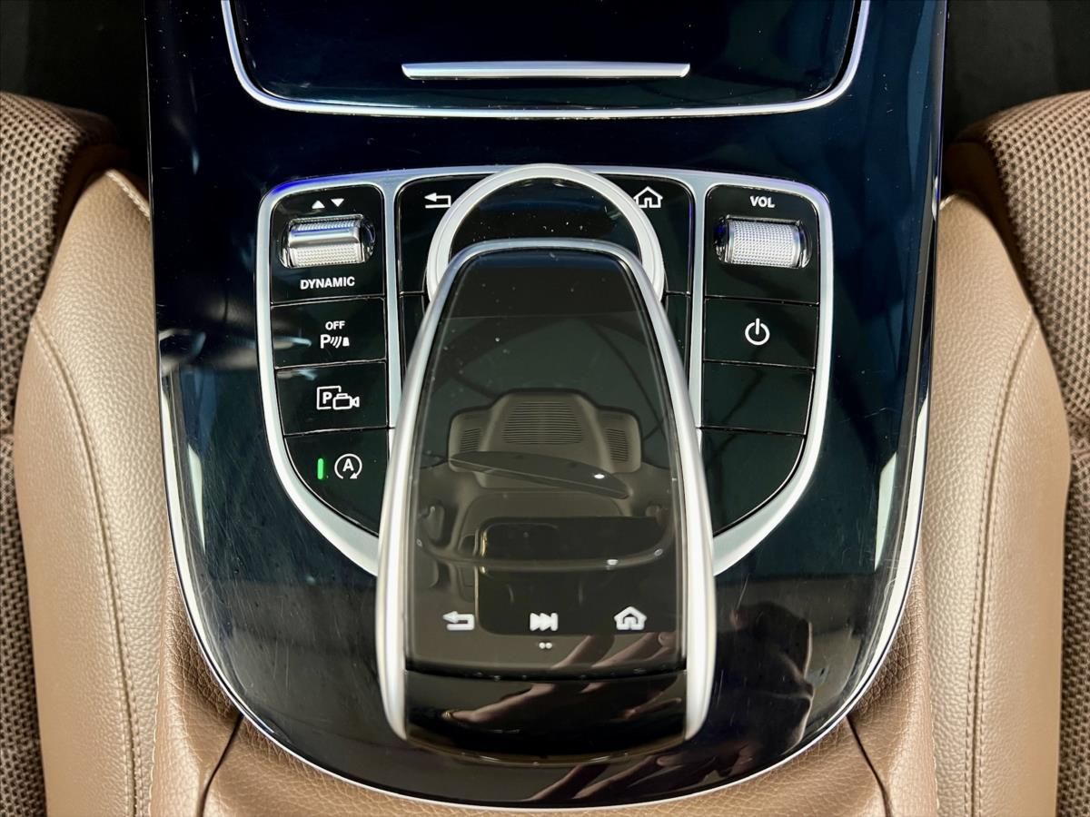 Mercedes-Benz Třídy E