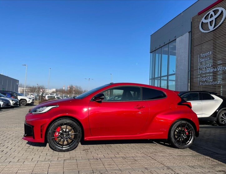 Toyota GR Yaris Hatchback 1,6 l 206 kw