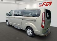 Ford Tourneo Custom 4