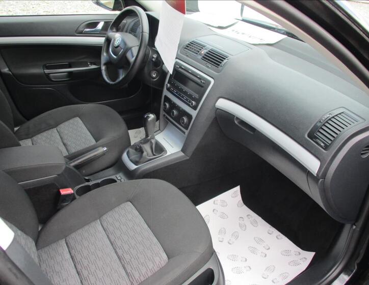 Škoda Octavia 9