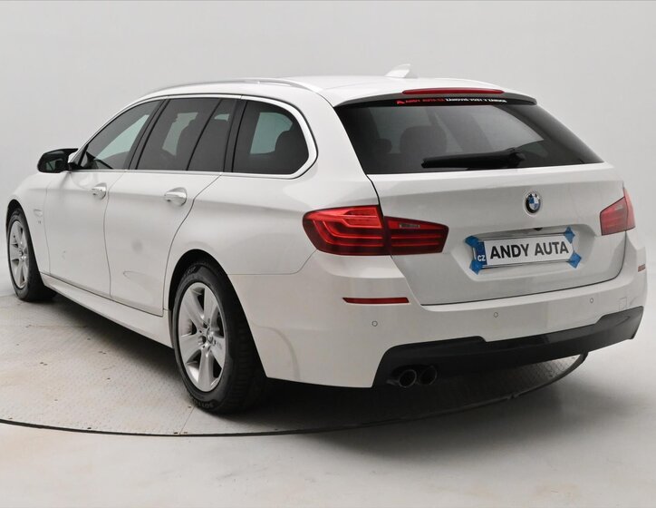 BMW Řada 5 Kombi 3,0 l 190 kw