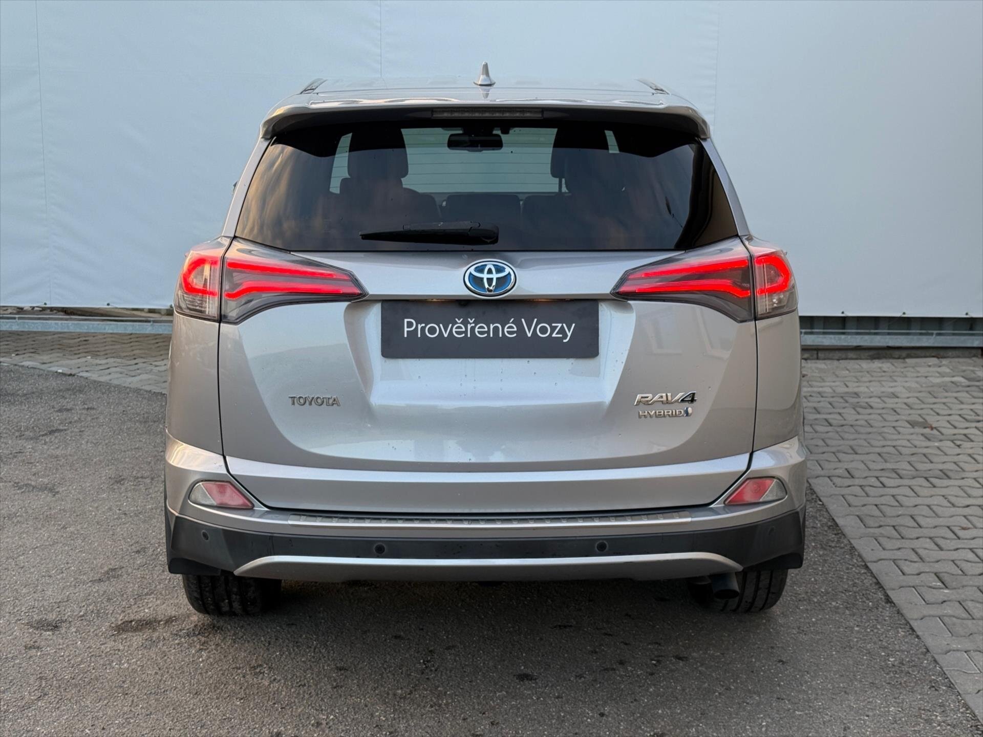 Toyota RAV4 SUV 2,5 l 114 kw