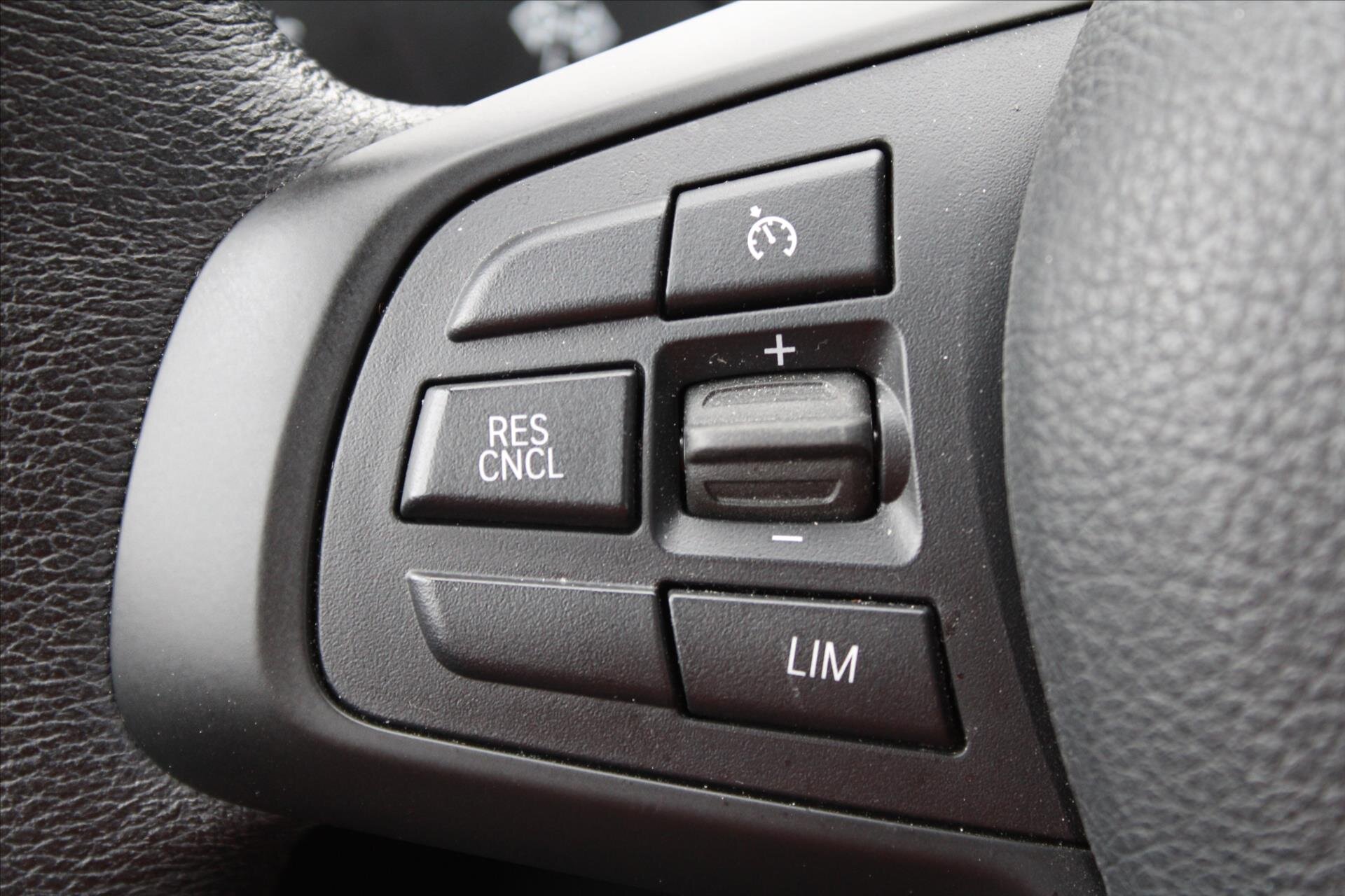 BMW X1 SUV 2,0 l 140 kw