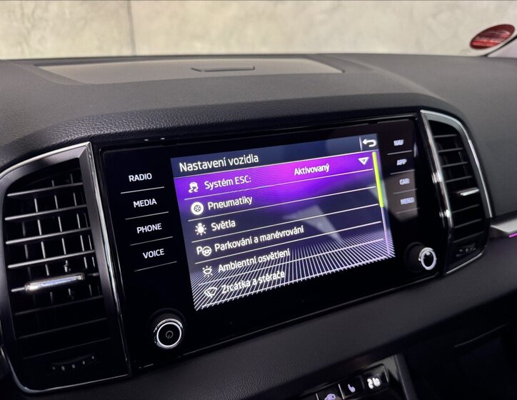 Škoda Karoq SUV / Terénní 2,0 l 85 kw