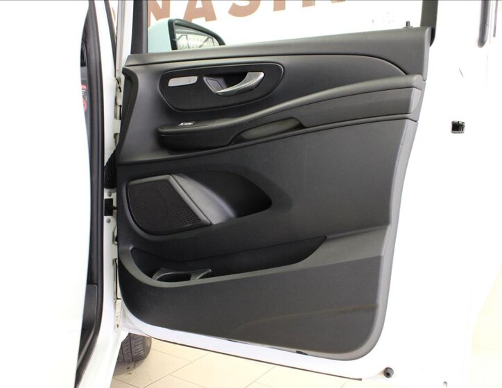 Mercedes-Benz Třídy V Kombi 2,1 l 120 kw