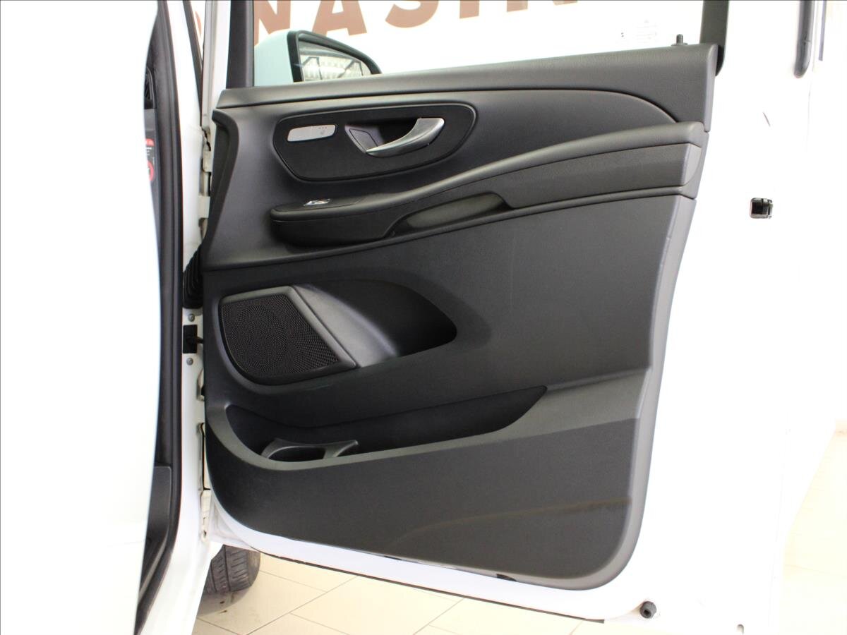 Mercedes-Benz Třídy V Kombi 2,1 l 120 kw
