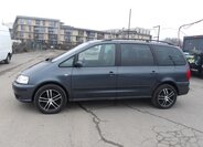 Volkswagen Sharan Kombi 2,0 l 103 kw