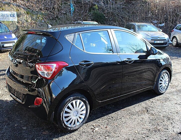 Hyundai i10 Hatchback 998,0 48 kw