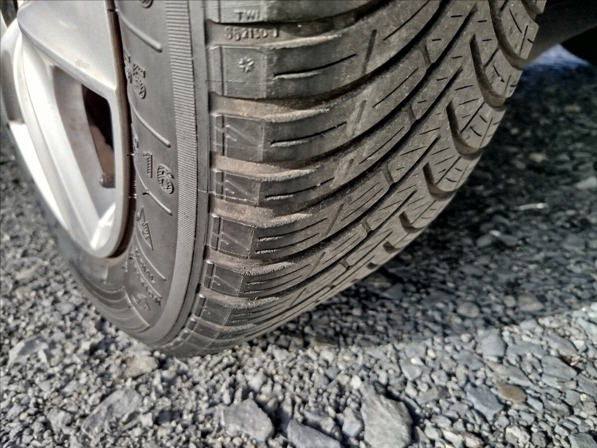 Volkswagen Golf Hatchback 2,0 l 81 kw