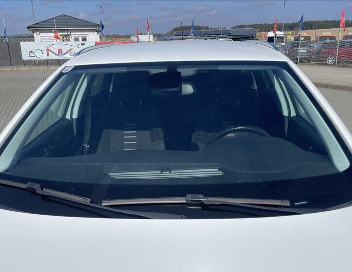 Peugeot 308 Kombi 1,6 l 88 kw