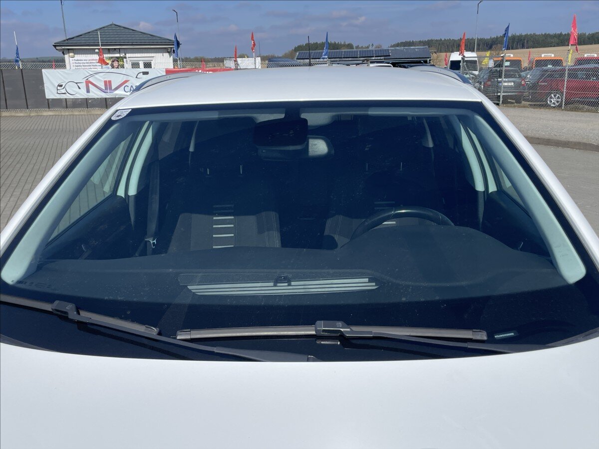 Peugeot 308 Kombi 1,6 l 88 kw