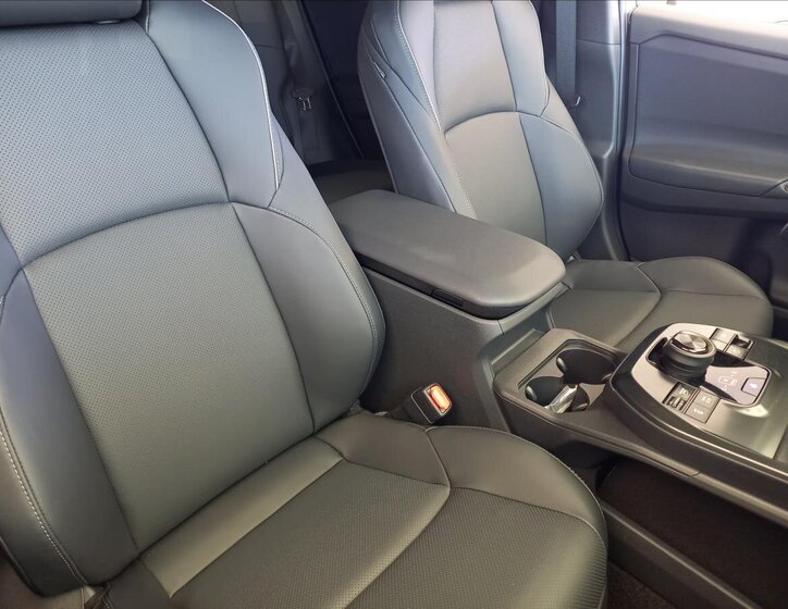 Toyota bZ4X SUV / Terénní 0,0 252 kw