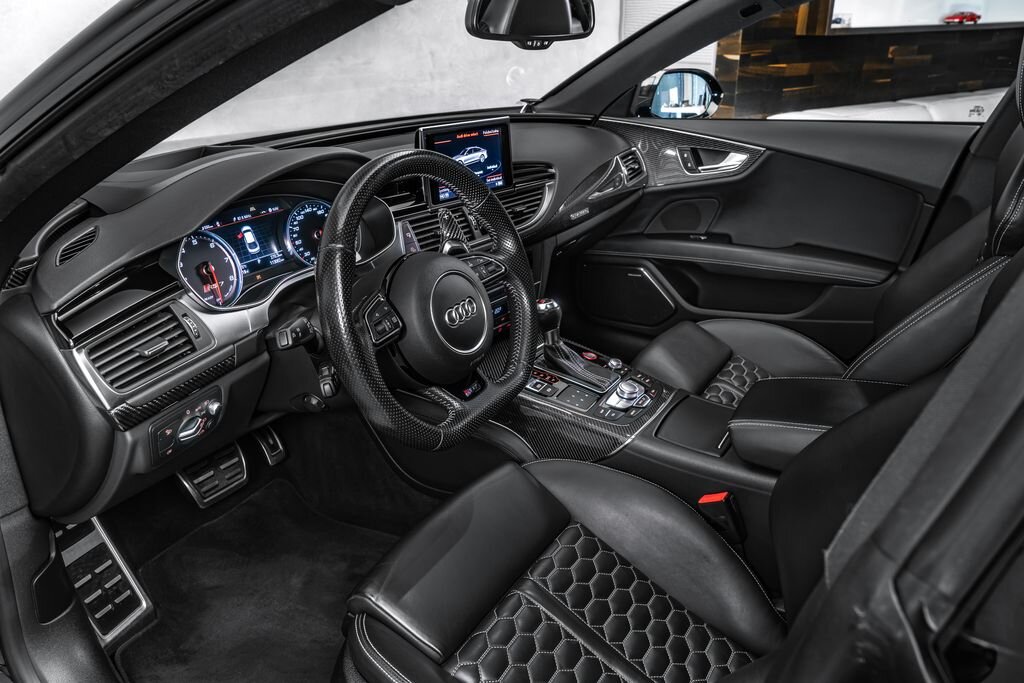 Audi RS7 Sedan / Limuzína 4,0 l 412 kw