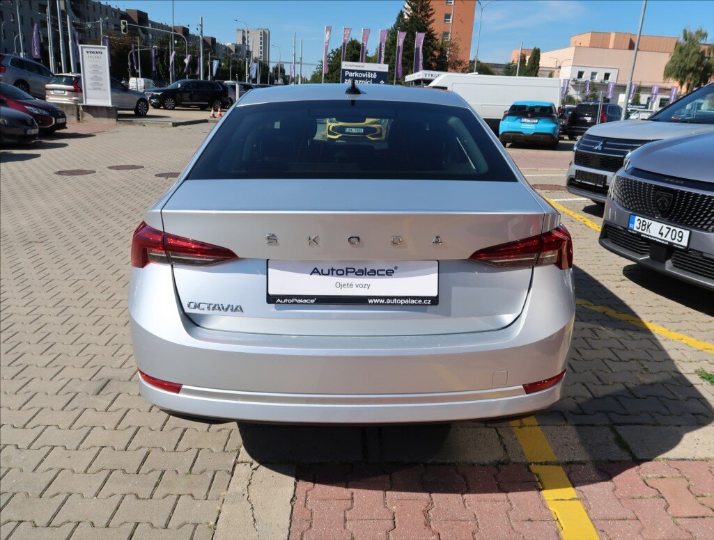 Škoda Octavia Liftback 2,0 l 85 kw