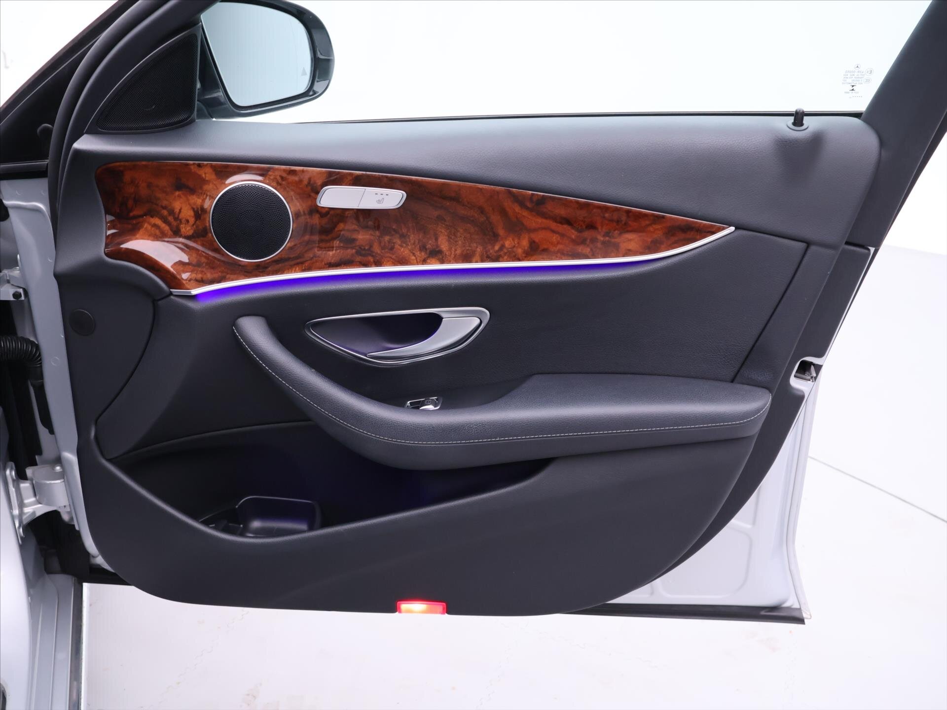 Mercedes-Benz Třídy E Kombi 2,0 l 143 kw