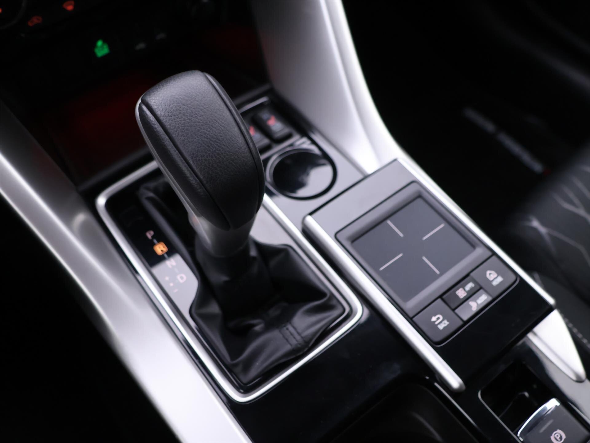 Mitsubishi Eclipse Cross SUV 1,5 l 120 kw