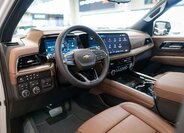 Chevrolet Suburban SUV 6,2 l 313 kw