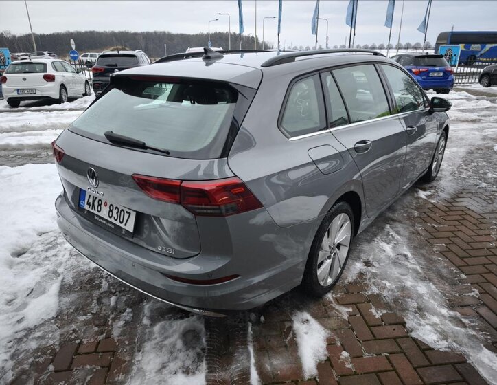 Volkswagen Golf Kombi 1,5 l 96 kw