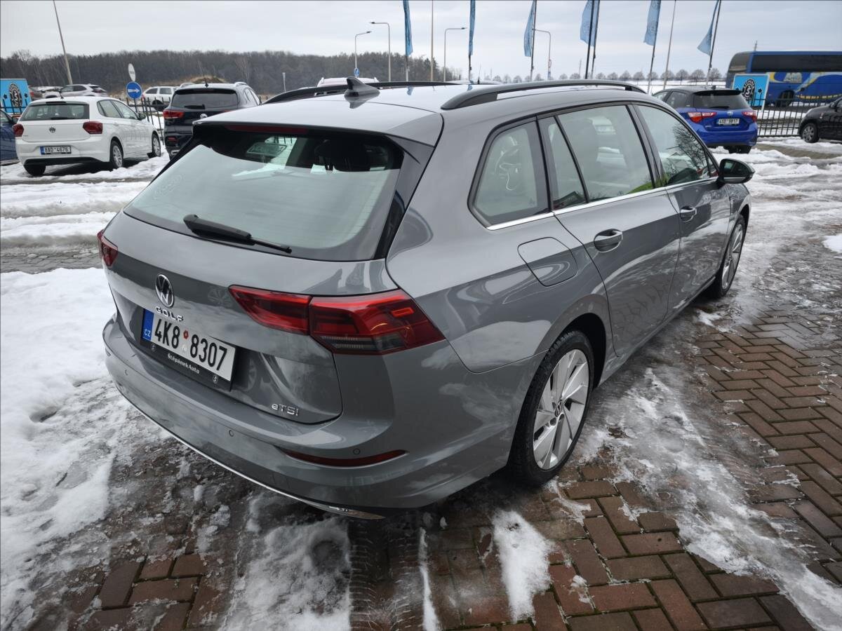 Volkswagen Golf Kombi 1,5 l 96 kw