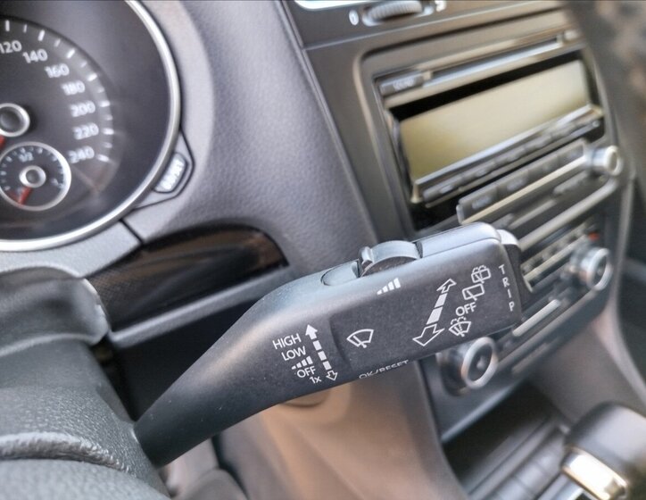 Volkswagen Golf Kombi 2,0 l 103 kw