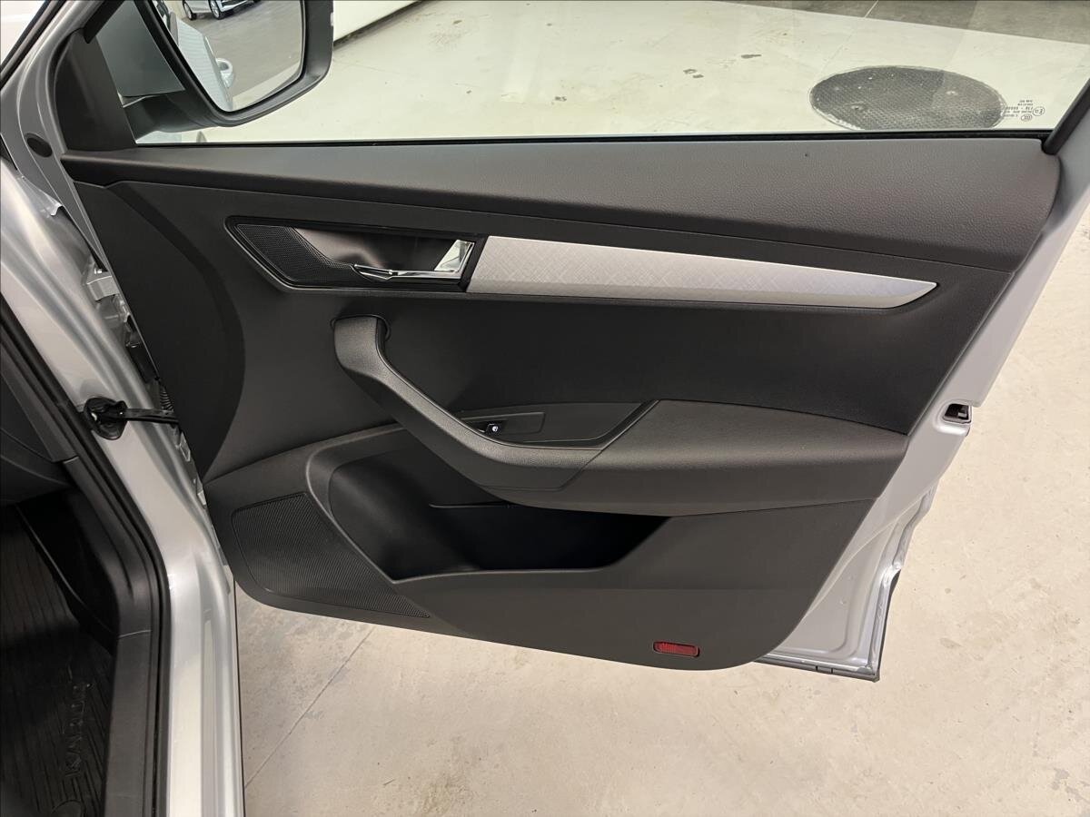 Škoda Karoq SUV 1,5 l 110 kw