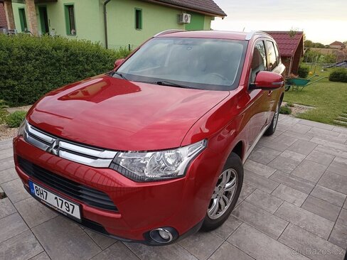 Mitsubishi Outlander Kombi 2,3 l 110 kw
