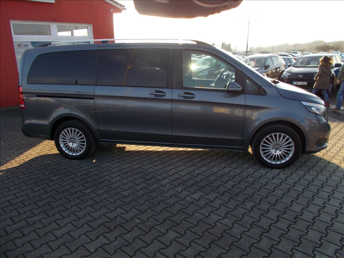 Mercedes-Benz Třídy V MPV 2,1 l 140 kw
