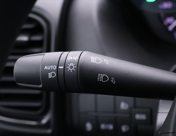 Toyota Proace Max Skříň 2,2 l 88 kw