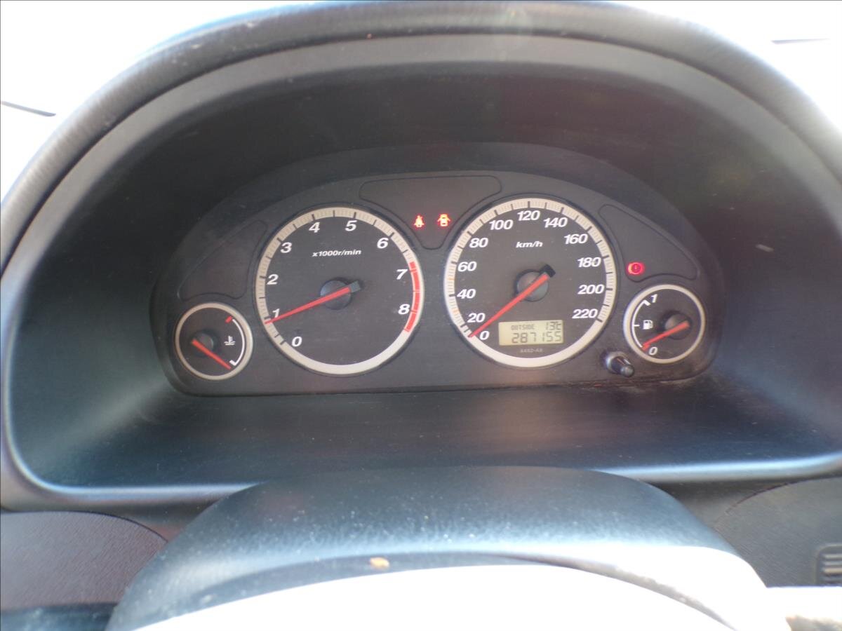 Honda CR-V Kombi 2,0 l 110 kw